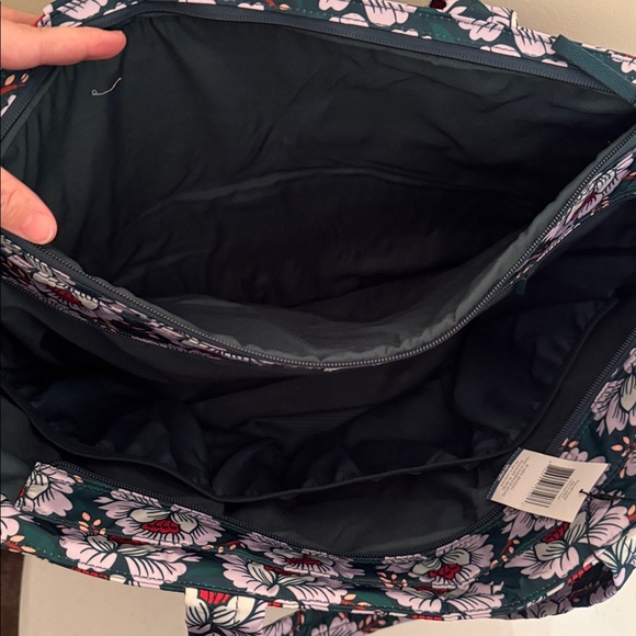 Vera Bradley ultra lightweight travel tote bag - Picture 6 of 6